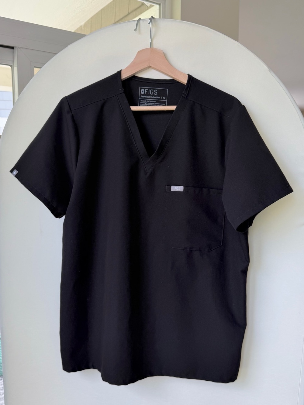 Figs Catarina One Pocket Scrub Top Black size XL